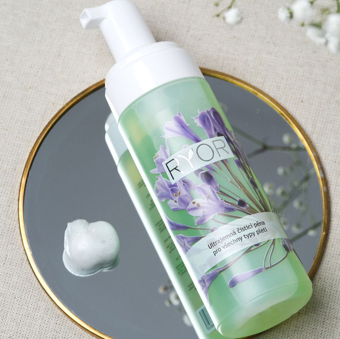 Ultrajemná čisticí pěna pro všechny typy pleti - galerie #2