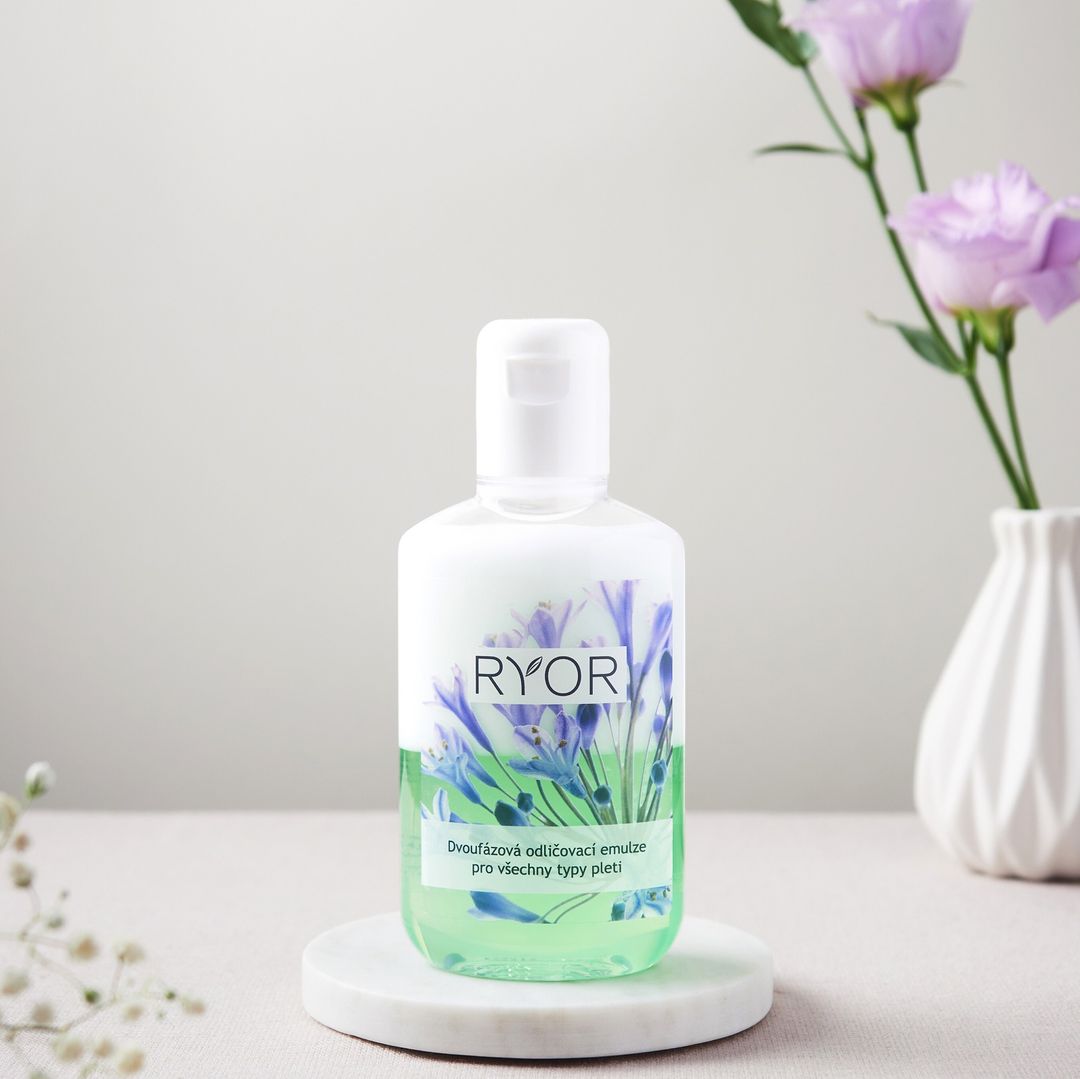 Dvoufázová odličovací emulze pro všechny typy pleti 150 ml - galerie #1